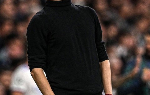 jiuyou-游泳夜战：天山灰熊队强势反弹川蜀貔貅队，主帅临场妙招豪门底蕴再次显现